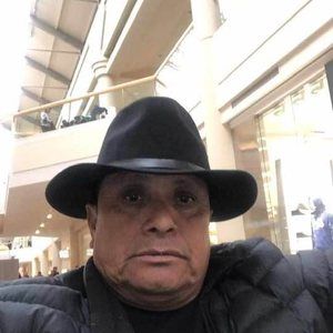 Meet your Posher, Roberto